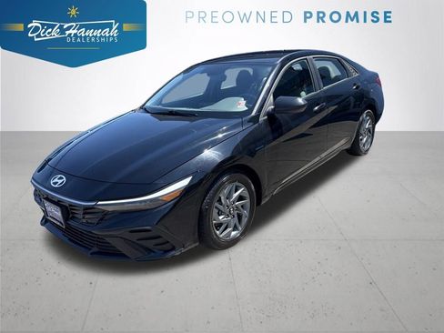 Used 2024 Hyundai Elantra SEL FWD image 1