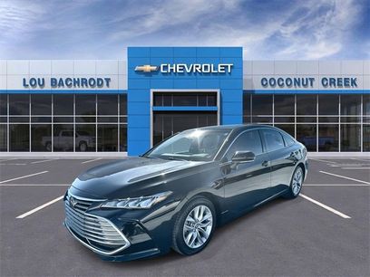 Used 2022 Toyota Avalon XLE w/ Moonroof Package