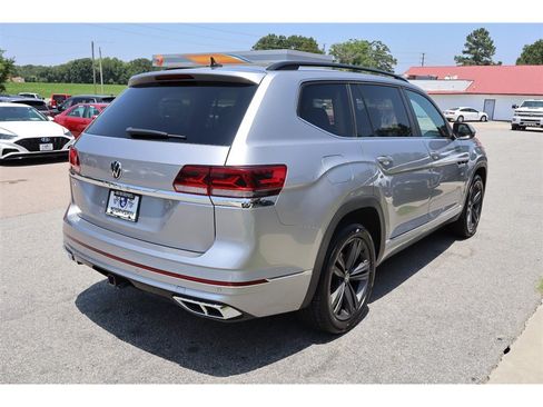 Used 2021 Volkswagen Atlas SE FWD image 8