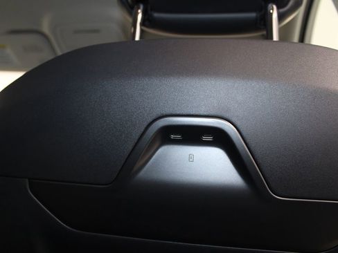 New 2026 Lincoln Nautilus Premier image 33