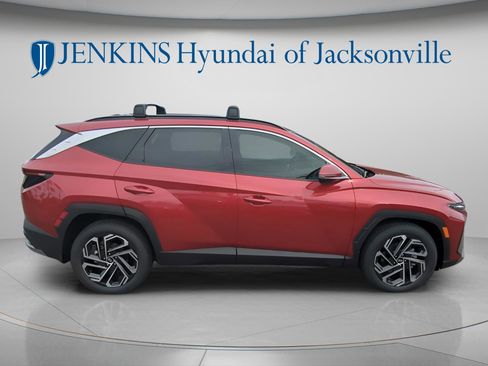 New 2026 Hyundai Tucson Limited FWD image 2