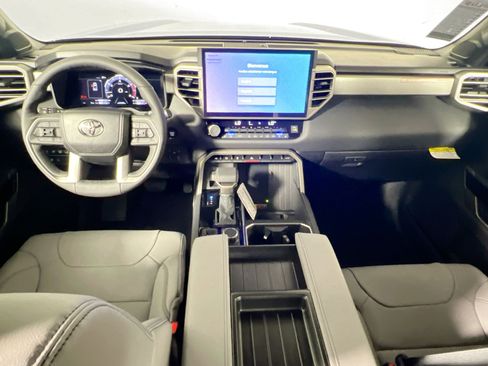 New 2026 Toyota Tundra Limited AWD/4WD image 29