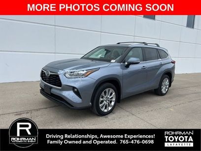 Used 2022 Toyota Highlander Limited