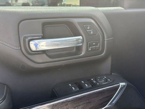 Used 2021 Chevrolet Silverado 2500 LTZ w/ Z71 Chrome Sport Edition AWD/4WD image 14