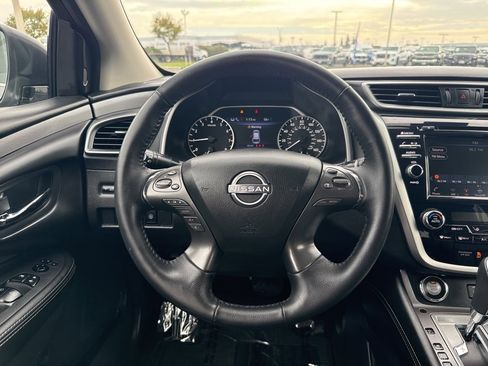 Used 2023 Nissan Murano SV w/ SV Midnight Edition Package image 21