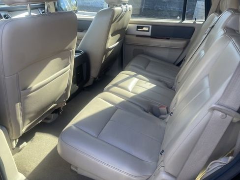 Used 2009 Ford Expedition 4WD image 8