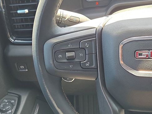 Used 2025 GMC Sierra 2500 AT4 w/ AT4 Premium Plus Package AWD/4WD image 19