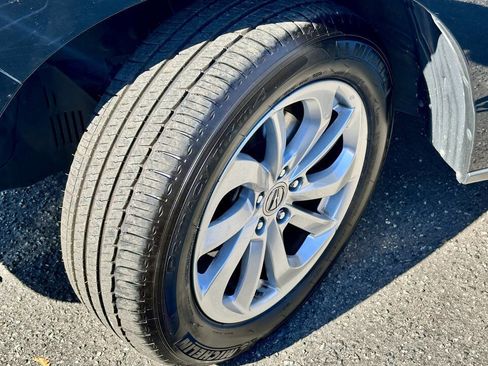 Used 2017 Acura RDX AWD image 14