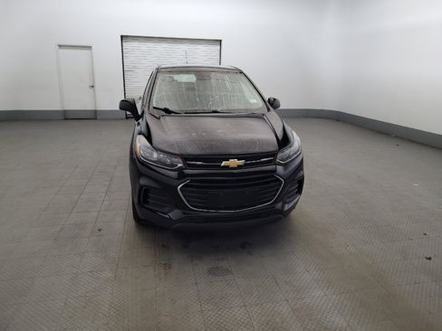 Used 2017 Chevrolet Trax LS AWD/4WD image 14