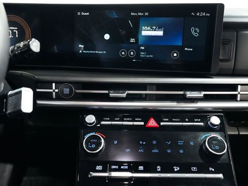 Used 2025 Hyundai Santa Fe XRT AWD/4WD image 19