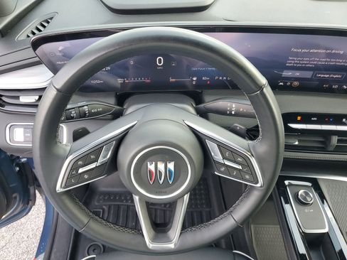 Used 2025 Buick Enclave Preferred w/ Power Package FWD image 21