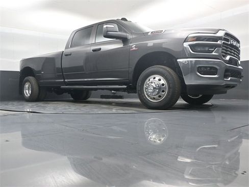 New 2026 RAM 3500 Tradesman image 37