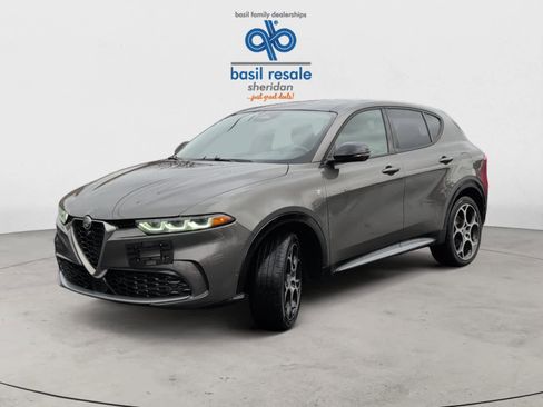 Used 2024 Alfa Romeo Tonale Ti w/ Active Assist Package image 5