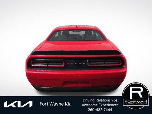 Used 2023 Dodge Challenger R/T RWD image 9
