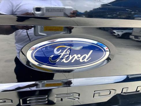 Used 2017 Ford F250 XLT w/ XLT Premium Package AWD/4WD image 30