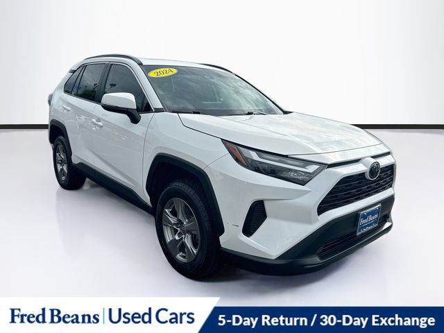 Used 2024 Toyota RAV4 XLE w/ Convenience Package AWD/4WD image 1