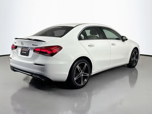 Used 2019 Mercedes-Benz A 220 4MATIC image 5