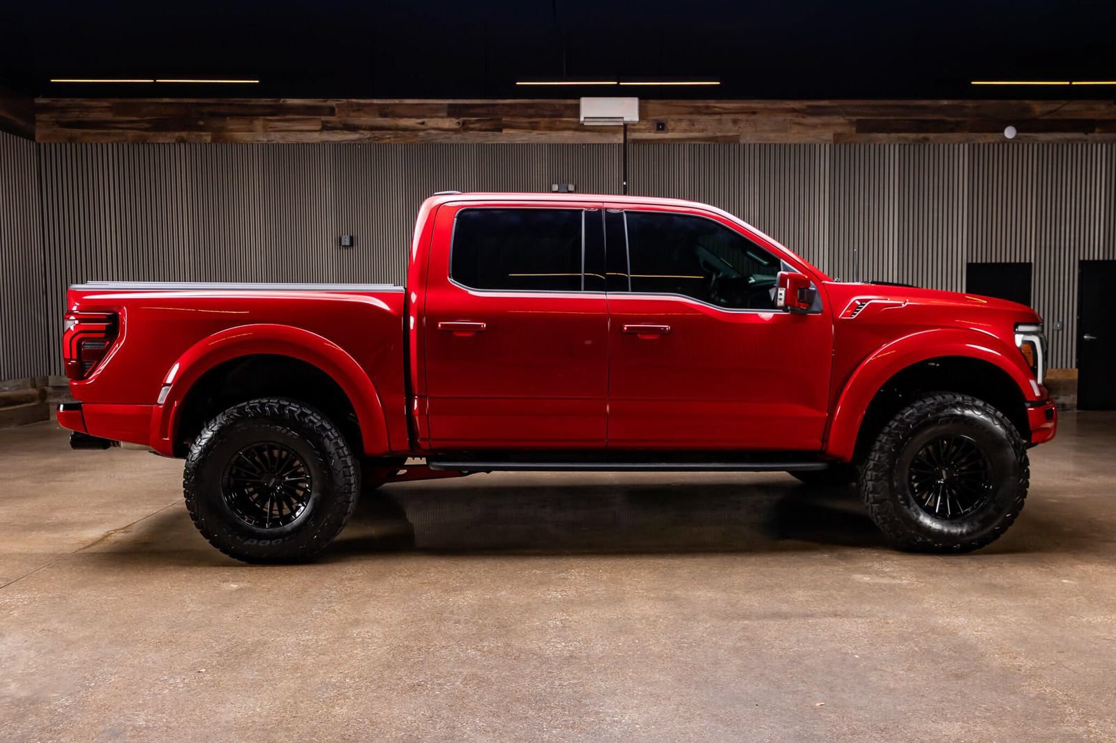 Used 2025 Ford F150 Raptor w/ Equipment Group 803A Raptor R AWD/4WD image 11