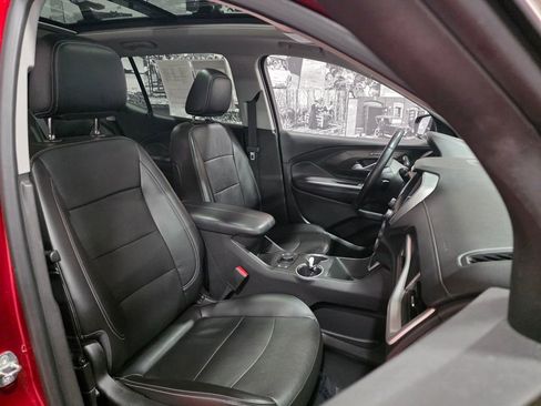 Used 2022 GMC Terrain SLT w/ Infotainment Package II image 19