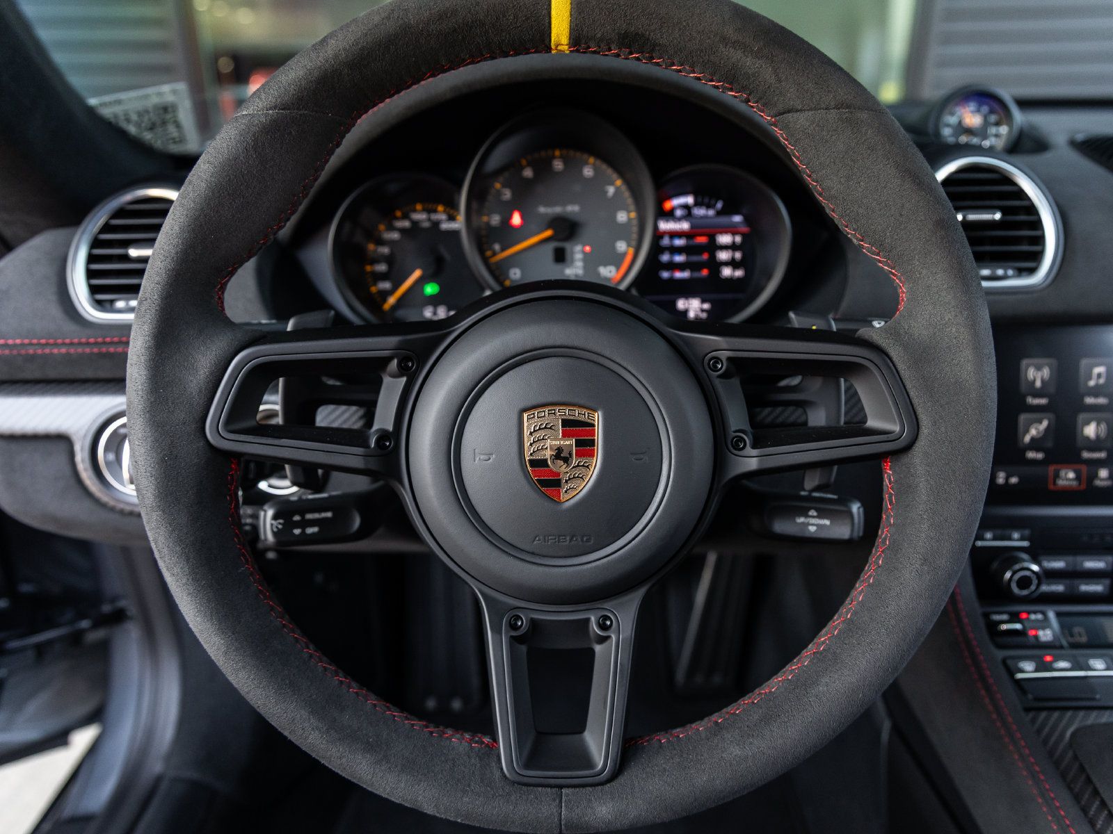 Certified 2024 Porsche 718 Boxster Spyder RS RWD image 47