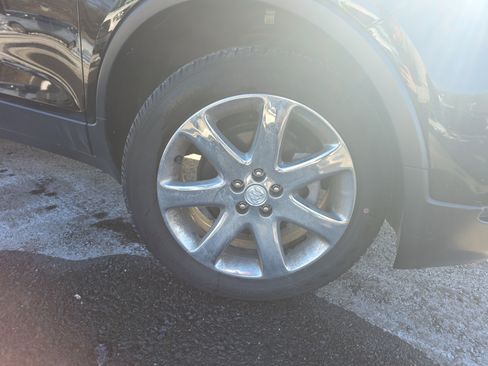 Used 2019 Buick Encore Essence w/ Experience Buick Package image 10