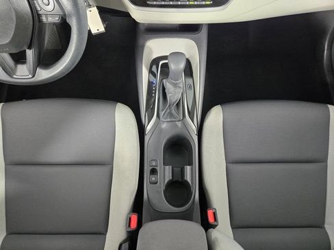 Used 2025 Toyota Corolla LE FWD image 20