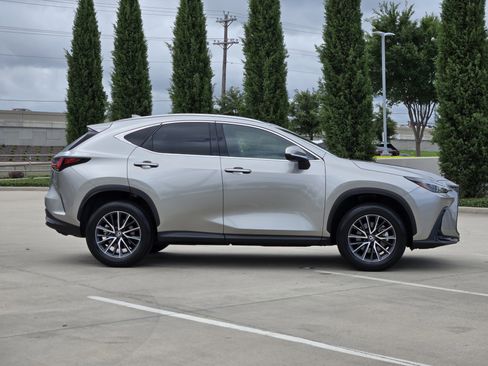 Certified 2025 Lexus NX 250 FWD w/ Towing Package (2000 Lbs) image 6