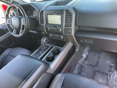 Used 2018 Ford F150 Raptor w/ Equipment Group 802A Luxury image 11