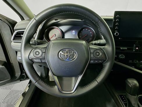Certified 2022 Toyota Camry XSE FWD image 13