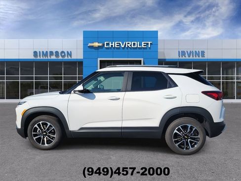 Used 2026 Chevrolet TrailBlazer LT w/ Driver Confidence Package image 5