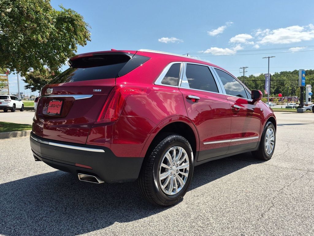 Used 2019 Cadillac XT5 Luxury FWD image 3