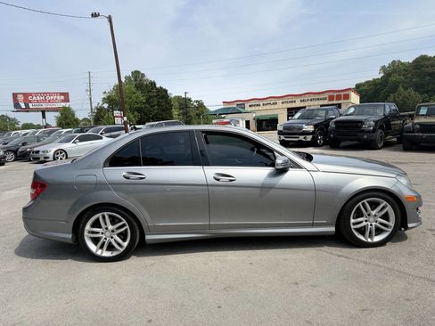 Used 2012 Mercedes-Benz C 300 4MATIC Sedan image 4