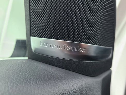 Used 2018 Mercedes-Benz GLS 450 4MATIC image 29