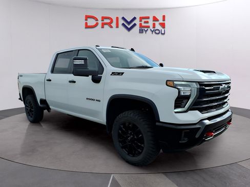 New 2026 Chevrolet Silverado 2500 LT w/ Trail Boss Package image 9