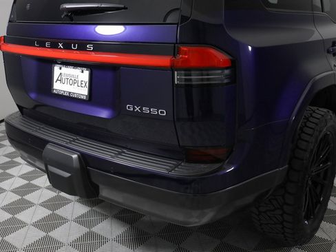 Used 2025 Lexus GX 550 w/ Accessory Package (2T) image 62