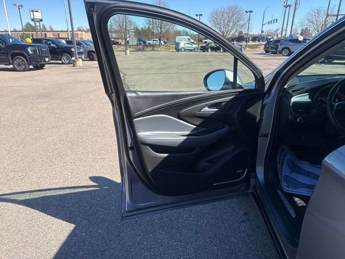 Used 2019 Buick Envision Premium image 11