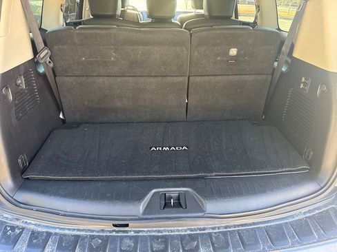 Used 2020 Nissan Armada SL w/ Premium Package image 27