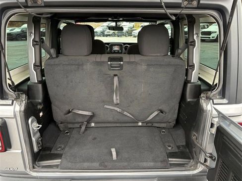 Certified 2020 Jeep Wrangler Sport image 24