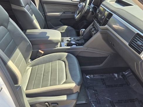 Certified 2023 Volkswagen Atlas SEL Premium AWD/4WD image 21