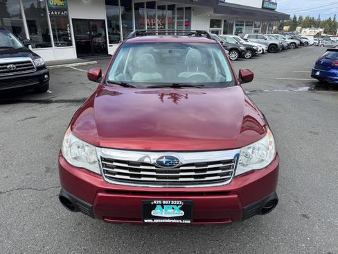 Used 2010 Subaru Forester 2.5X Premium image 8