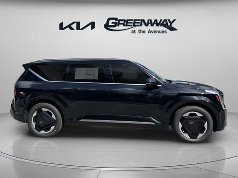 New 2026 Kia EV9 Land image 5