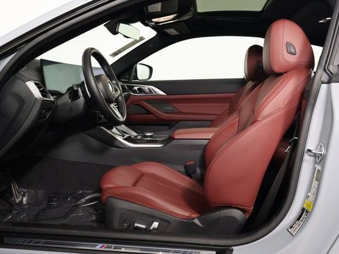 Used 2024 BMW 430i Coupe w/ M Sport Package image 10