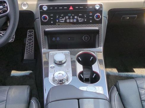 Used 2025 Genesis GV80 3.5T e-SC AWD/4WD image 16