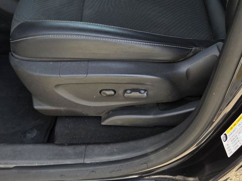 Used 2014 Buick Encore Convenience FWD image 27