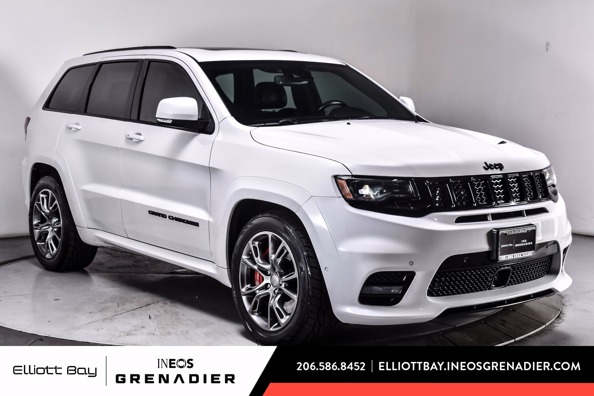 Used 2019 Jeep Grand Cherokee SRT w/ Trailer Tow Group IV AWD/4WD image 1