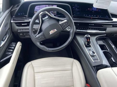 Used 2023 Cadillac Escalade Sport w/ Touring Package RWD image 11