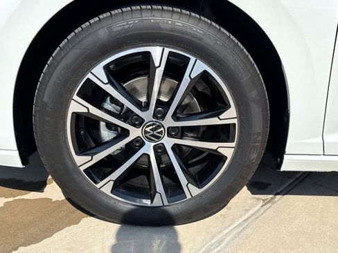 New 2025 Volkswagen Jetta Sport image 10