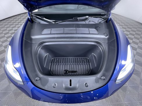 Used 2024 Tesla Model Y Long Range image 27