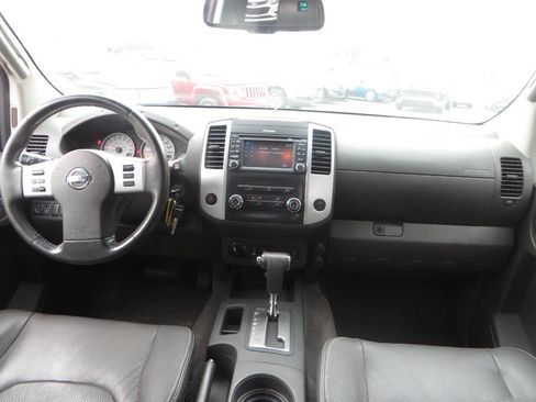 Used 2015 Nissan Xterra PRO-4X w/ Pro-4x Leather Package image 44