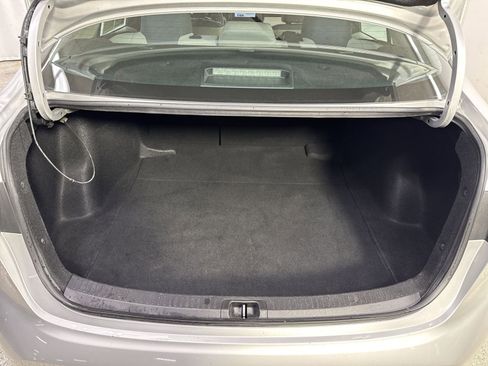 Used 2023 Toyota Corolla LE image 29